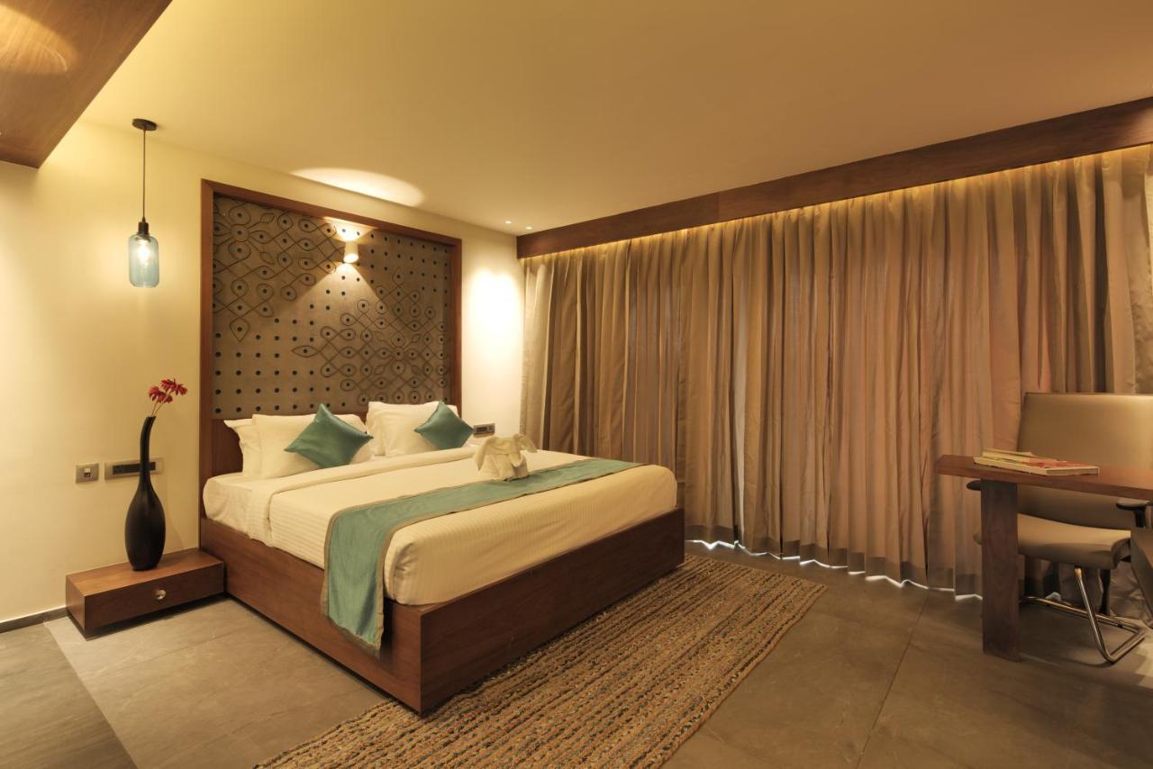Hotel Grande Iris Sultan Bathery Exterior foto